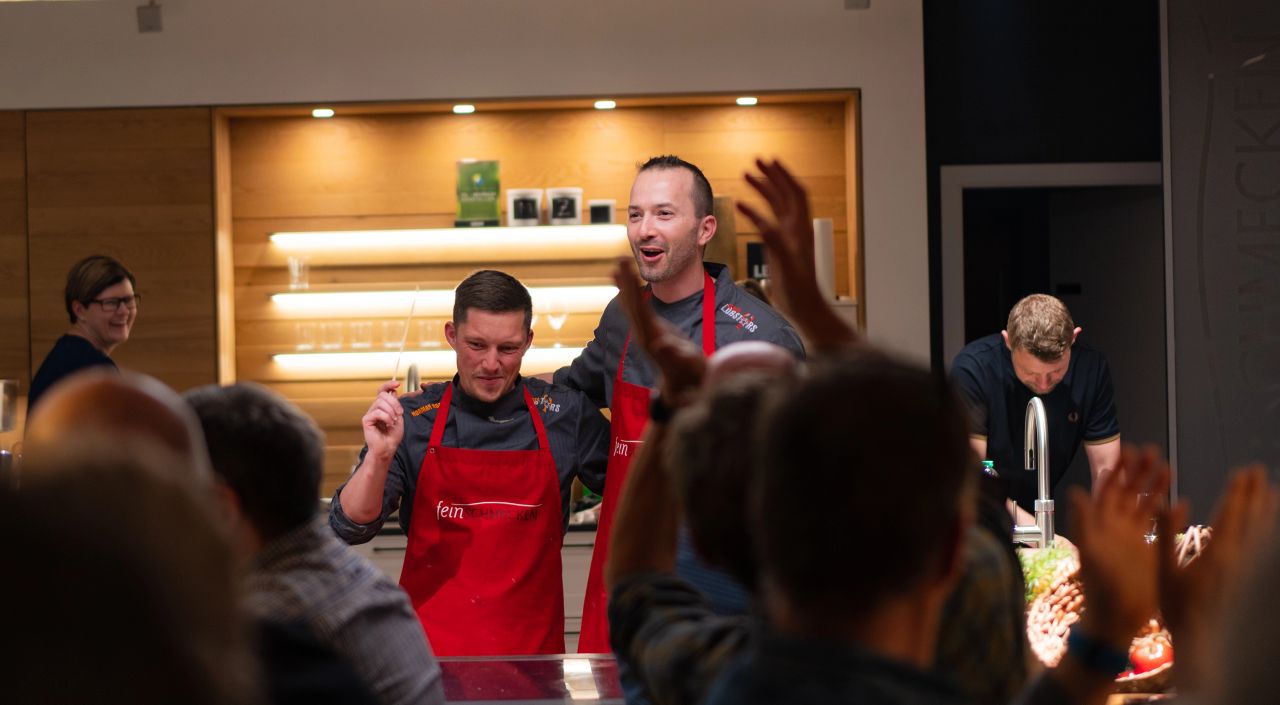 Norman und Stephan Norman und Stephan genießen den Applaus nach dem Kochkurs