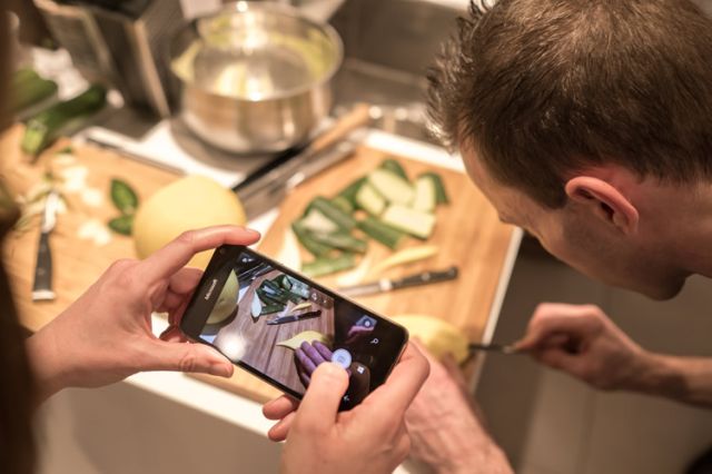 Foodartist und Gemüseschnitzer